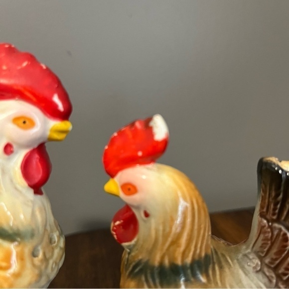 VINTAGE CERAMIC ROOSTER HEN CHICKEN SALT PEPPER SHAKERS JAPAN. - Picture 8 of 13